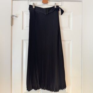 Wilfred from Aritzia Black Midi Accordion Skirt with Belt